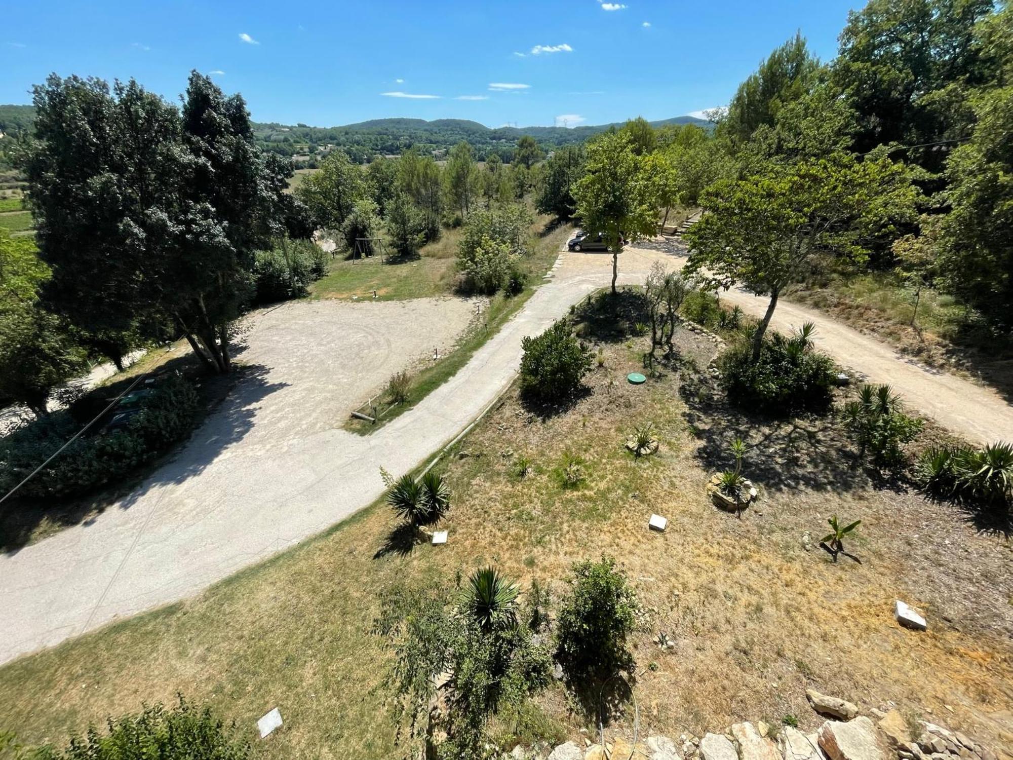 Saint-Paulet-de-Caisson Les Yourtes De Provence מראה חיצוני תמונה